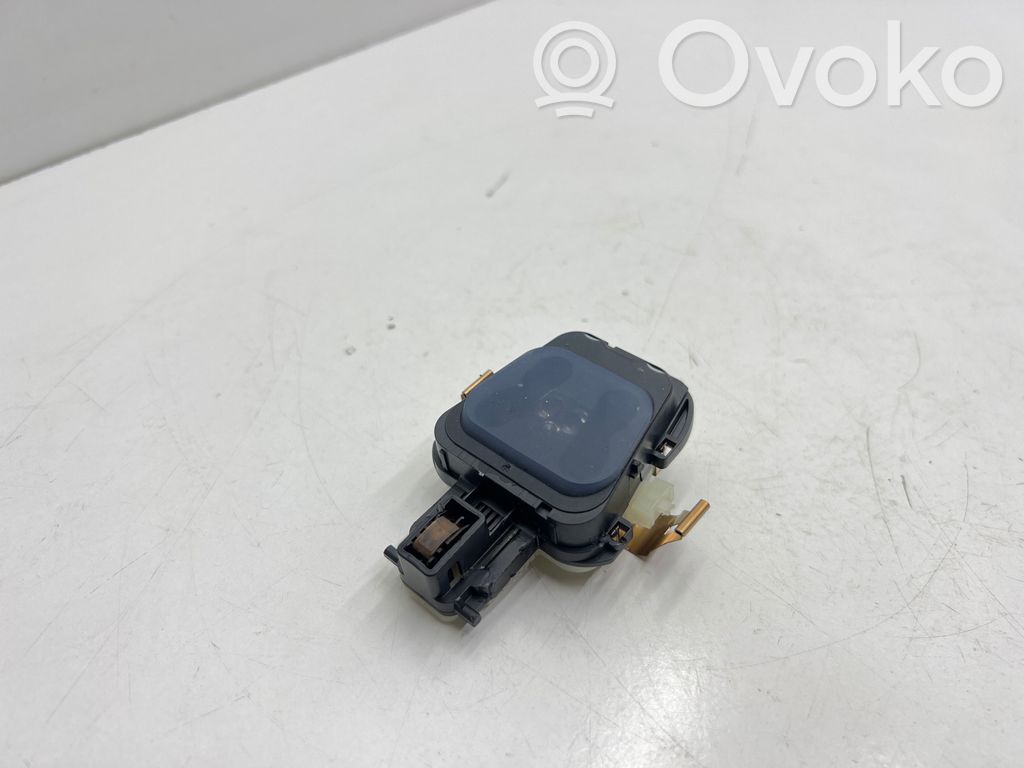 Mercedes-Benz C W205 Sensor de lluvia 