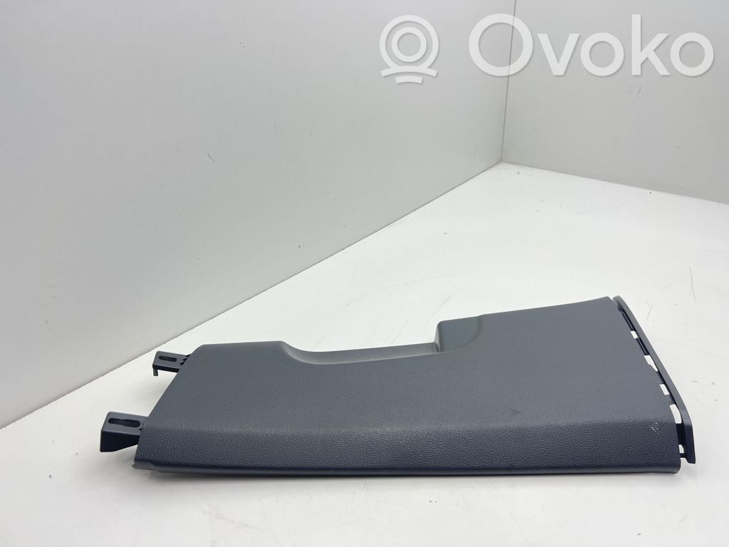 Volkswagen Golf VII Rivestimento montante (B) (fondo) 