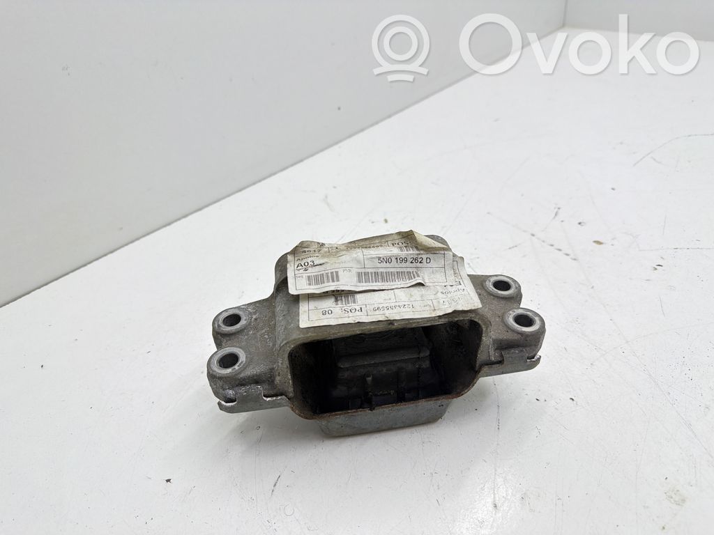 Volkswagen Sharan Engine mount bracket 