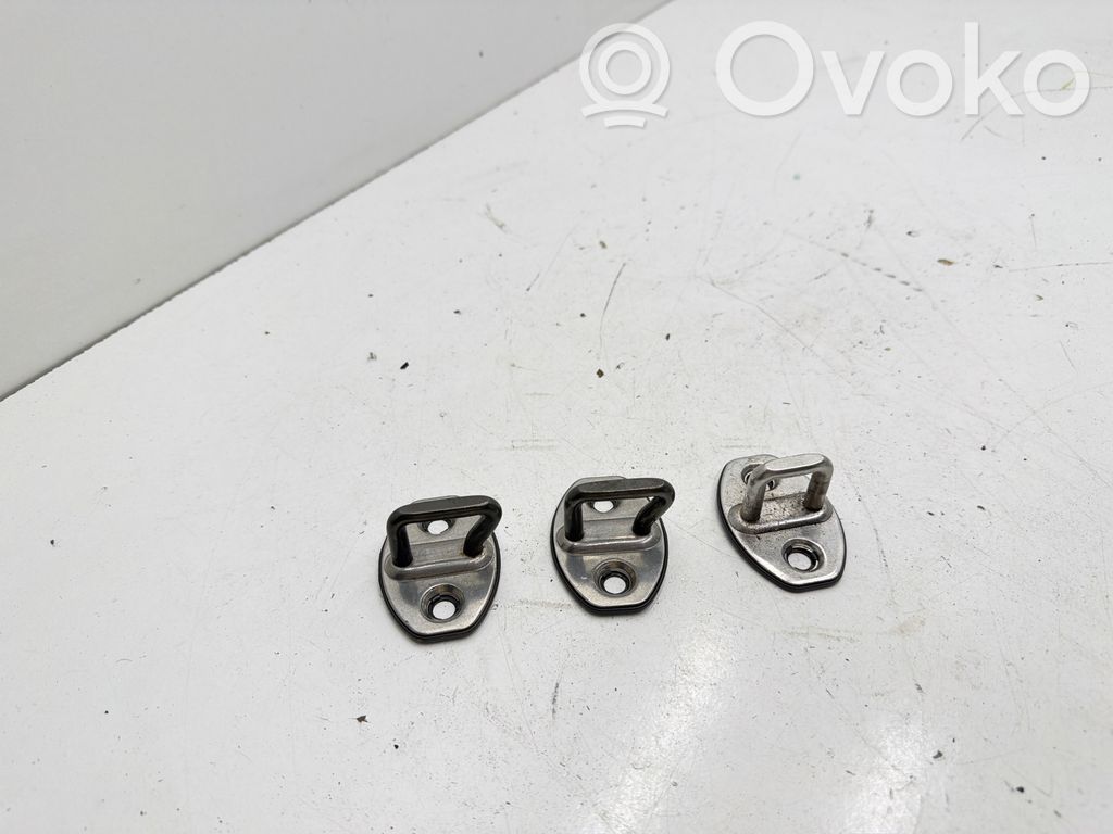 BMW X3 F25 Bridă/cârlig închidere ușă față 