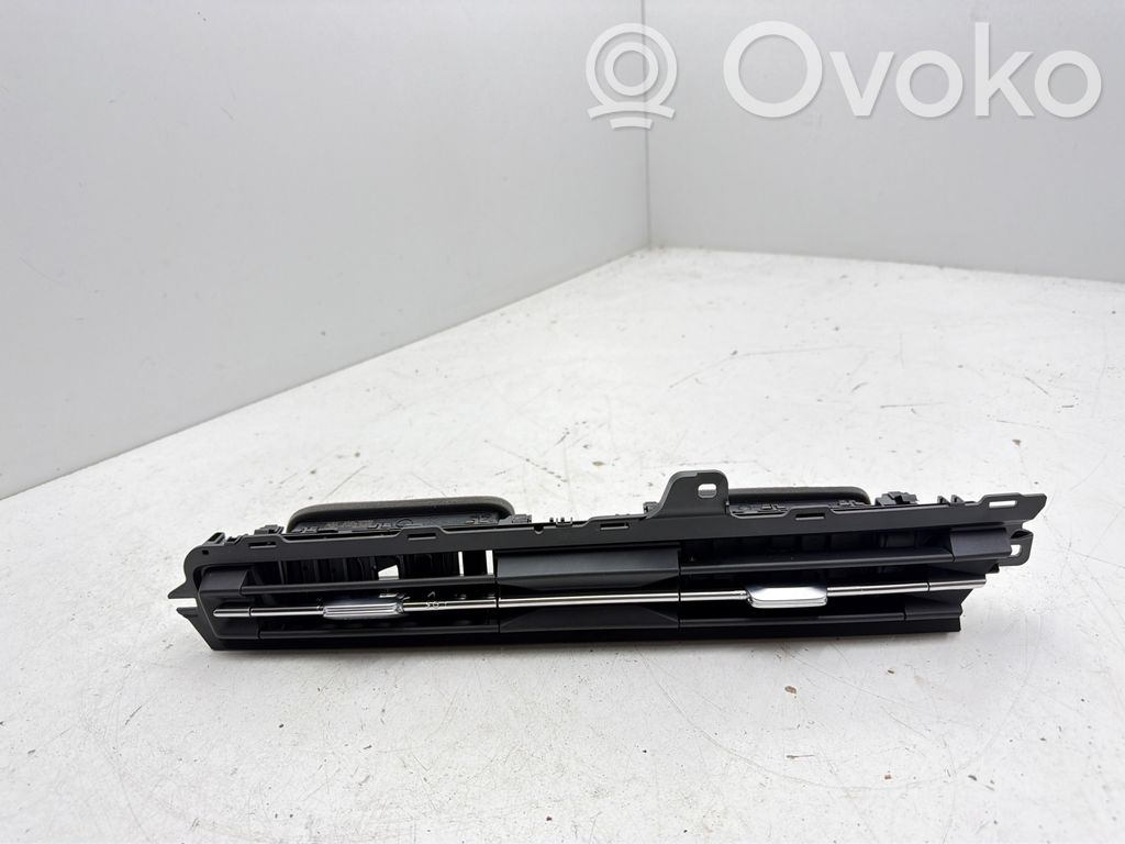 Audi A3 8Y Rejilla de ventilación central del panel 