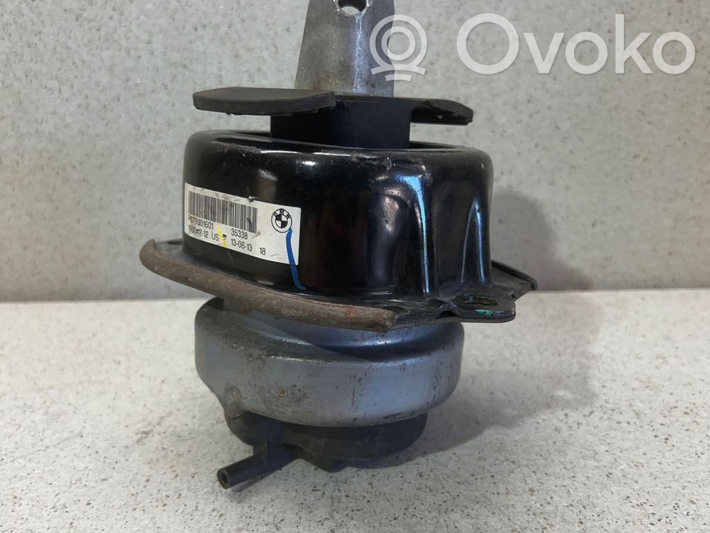 BMW X5 E70 Engine mount bracket 