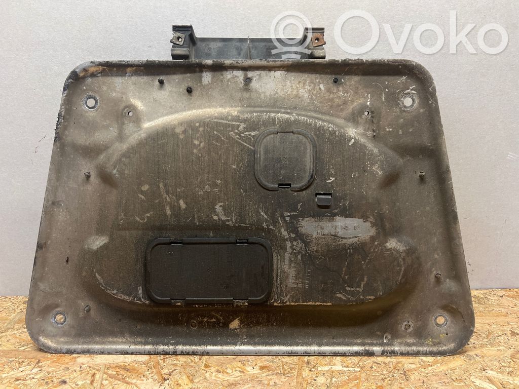 Engine splash shield/under tray   3415148,10119017