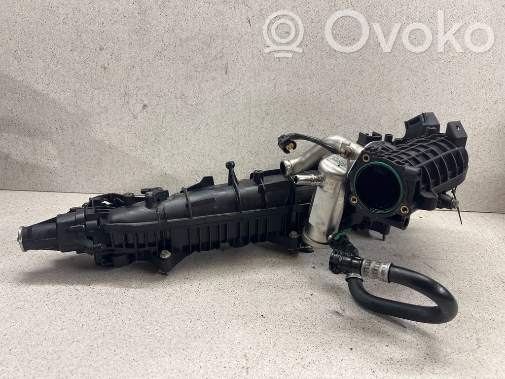 BMW X5 E70 Kolektorius įsiurbimo 