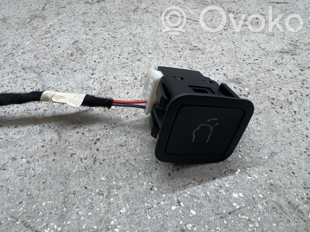 Jeep Compass Tailgate/boot open switch button 