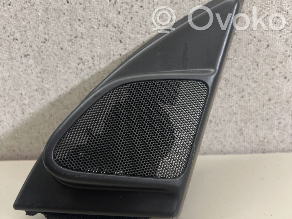 Volvo XC60 Garsiakalbis (-iai) priekinėse duryse 