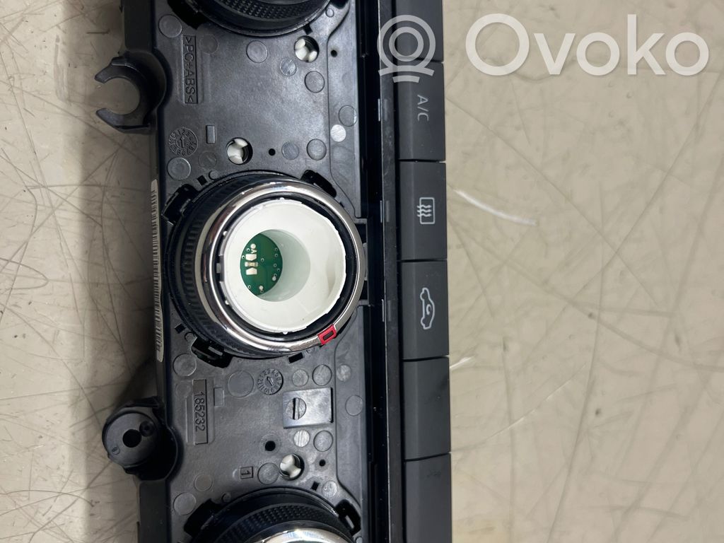 Seat Leon (5F) Climate control unit 