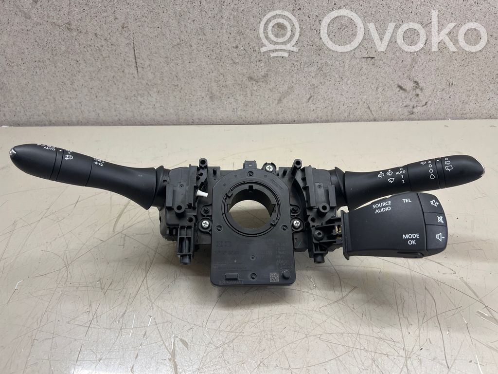 Renault Kadjar Interruptor/palanca de limpiador de luz de giro 