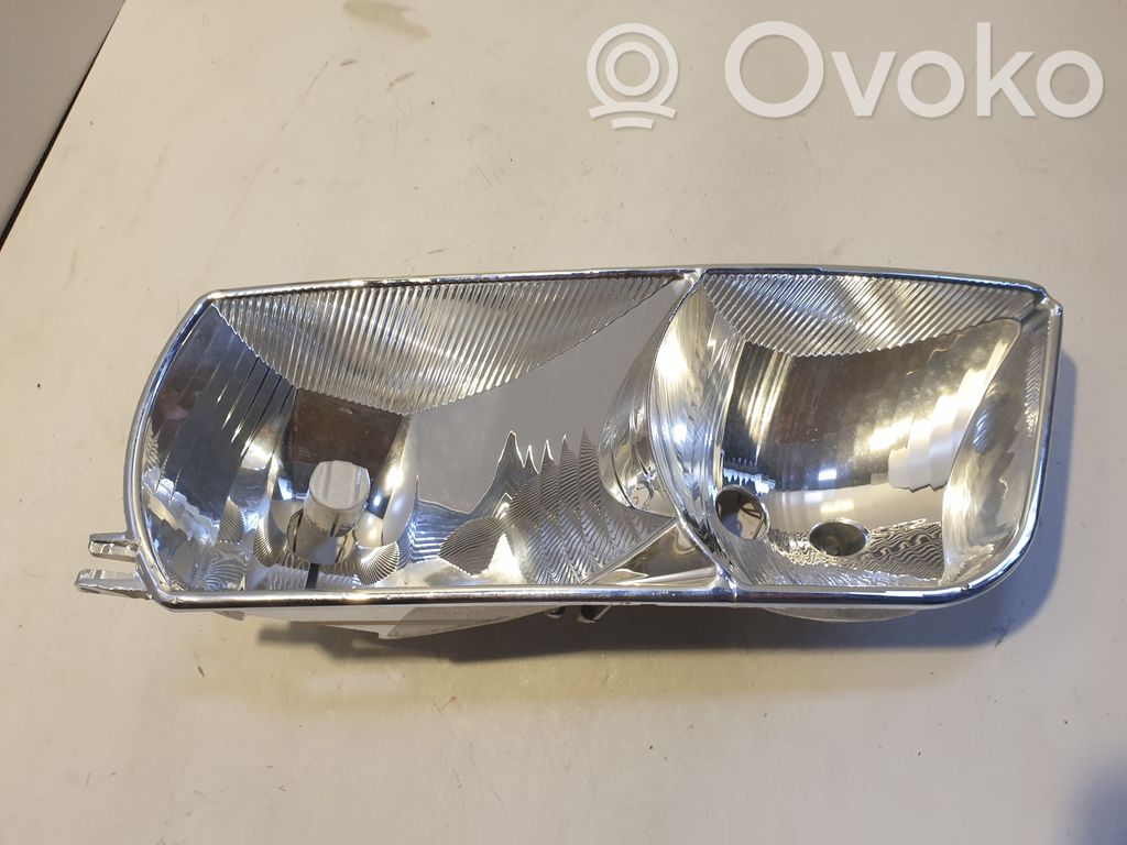 Volvo S80 Front reflector 