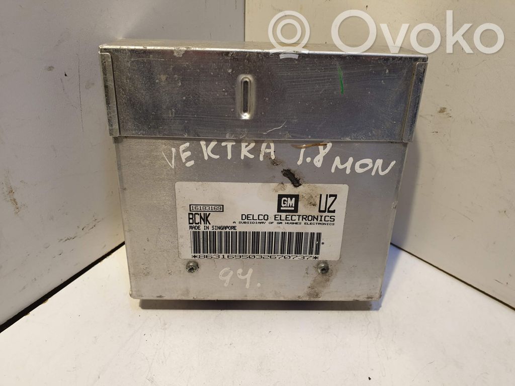 Opel Vectra B Engine control unit/module 