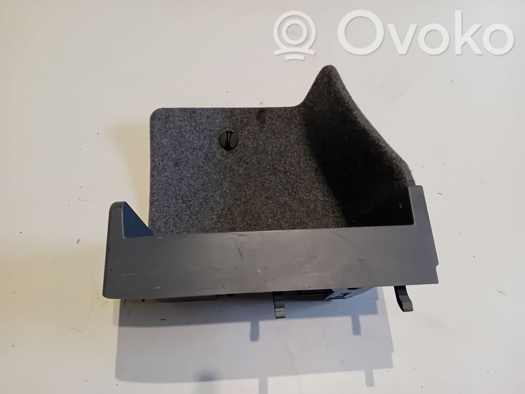 BMW 3 E90 E91 Other trunk/boot trim element 