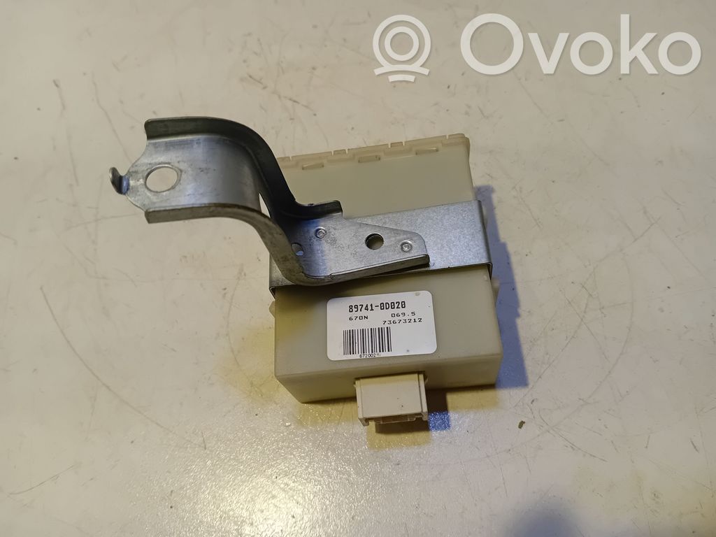 Toyota Yaris Unité de commande module de porte 