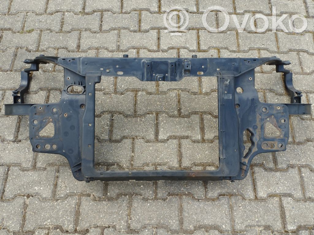 Hyundai Getz Jäähdyttimen kehyksen suojapaneeli 