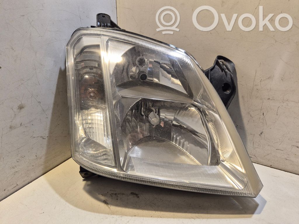 Opel Meriva A Lampa przednia 