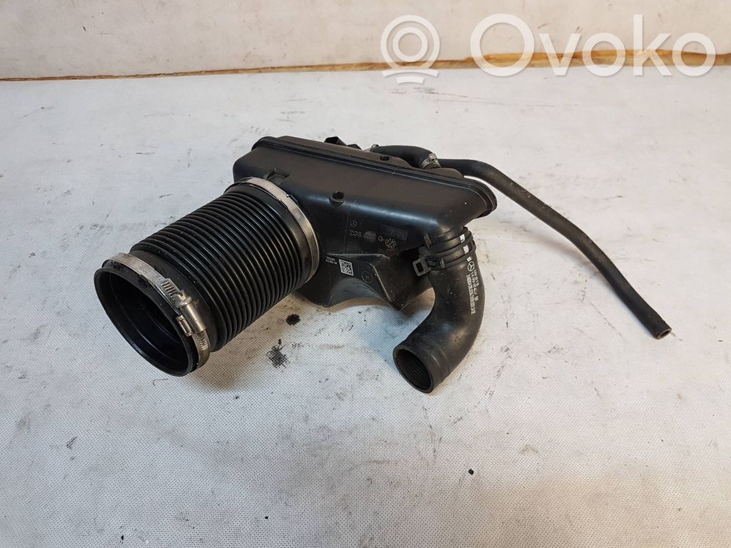 Mercedes-Benz GLB X247 Rura / Wąż dolotowy powietrza 