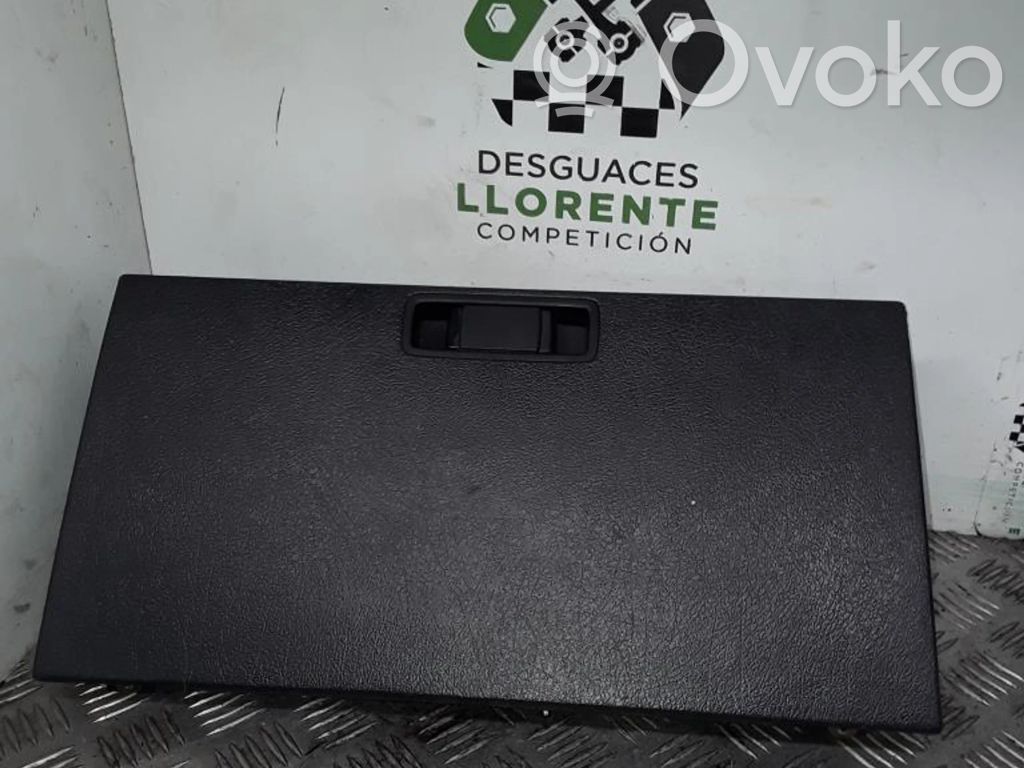 Rover 200 XV Handschuhfach 