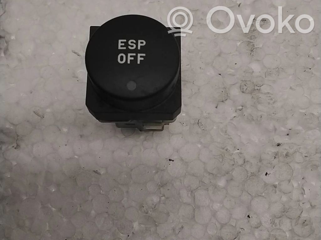 ESP (stability program) switch
