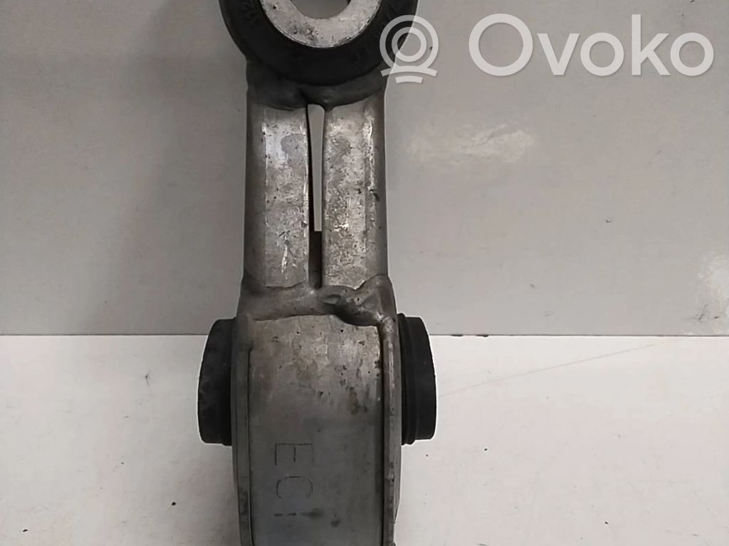 Renault Megane III Engine mount bracket 