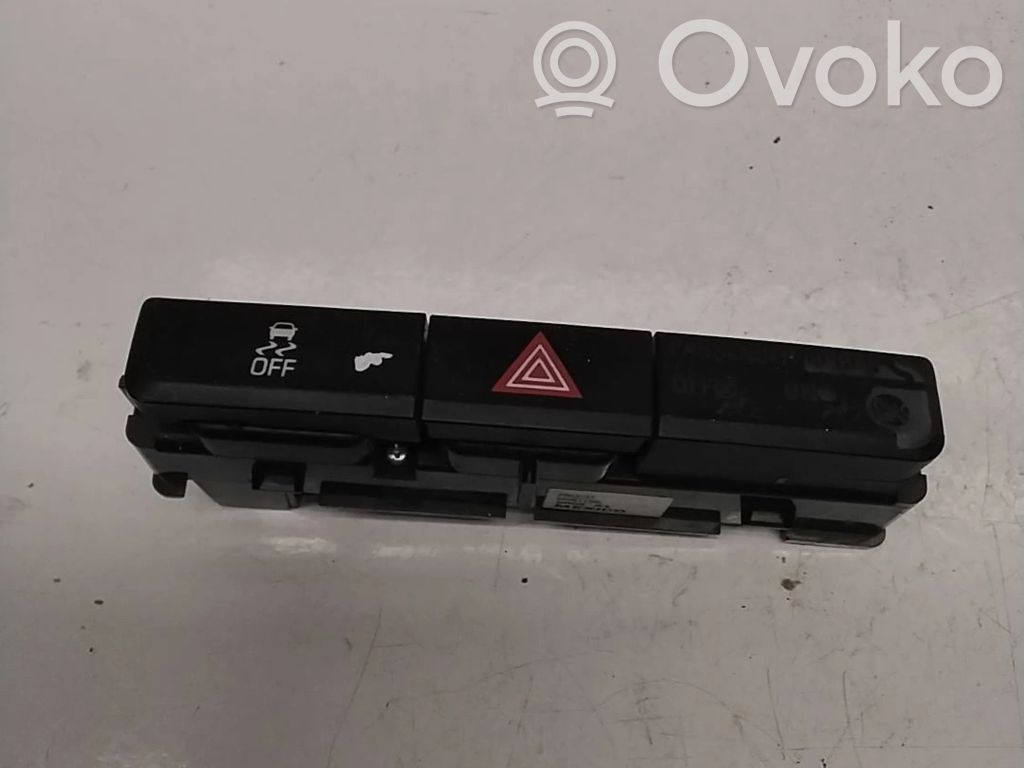 Opel Mokka Hazard light switch 
