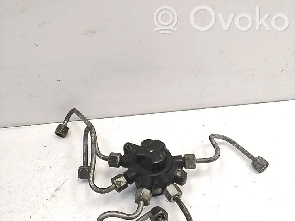 Ford Focus Fuel main line pipe 