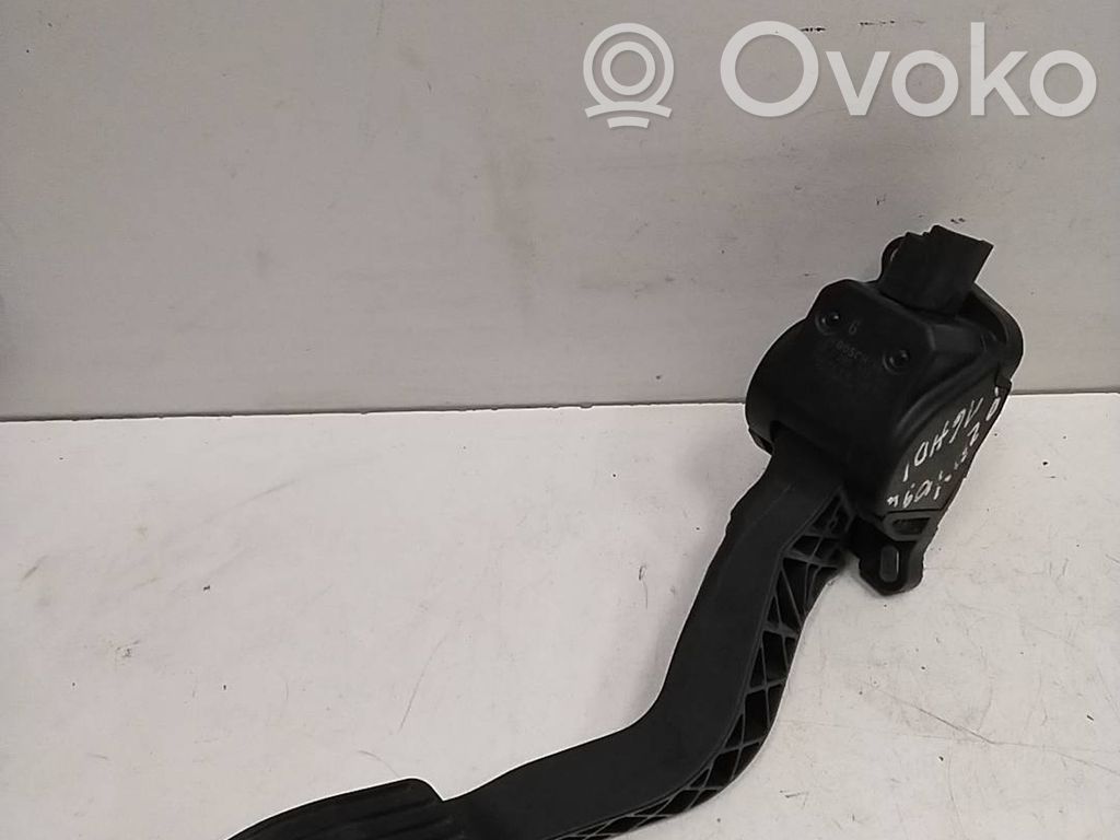 Peugeot 207 Accelerator throttle pedal 