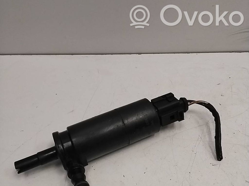 Skoda Superb B6 (3T) Headlight washer pump 