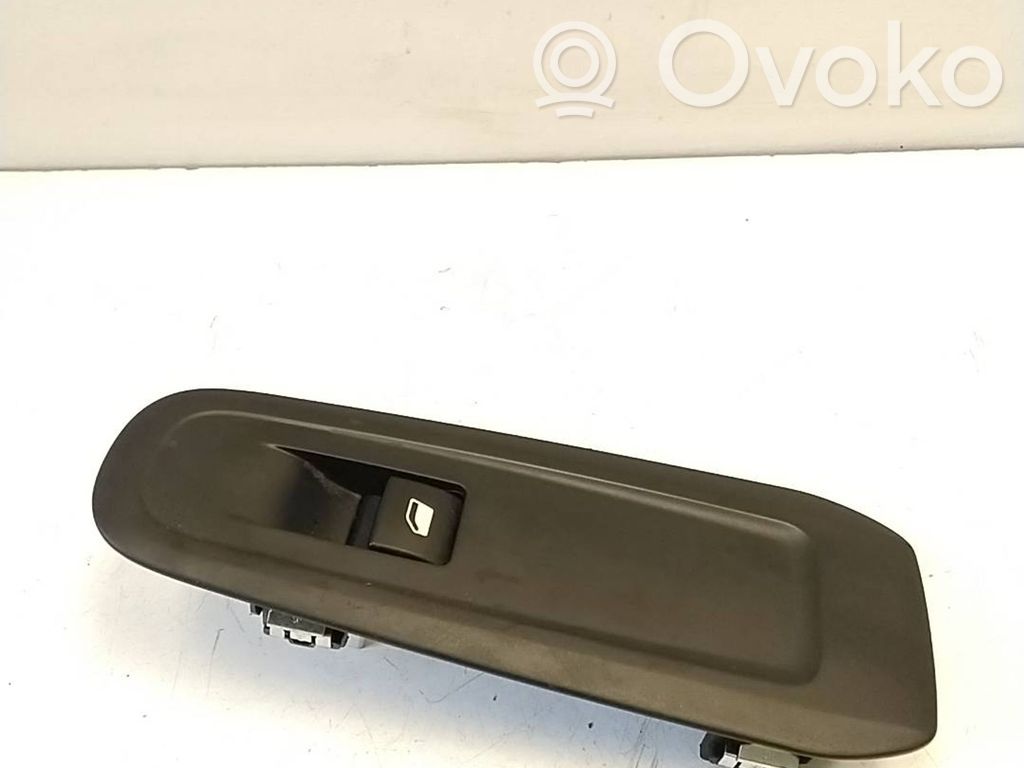 Peugeot 308 Electric window control switch 
