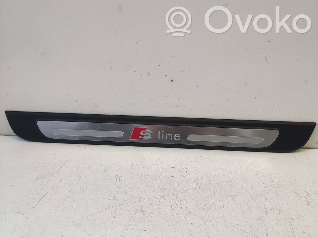 Audi A1 Etuoven kynnyksen suojalista 