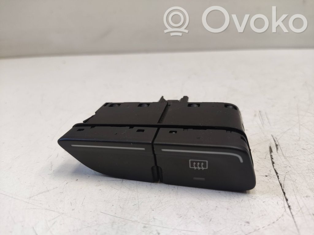 Ford Focus Windscreen/window heater switch 