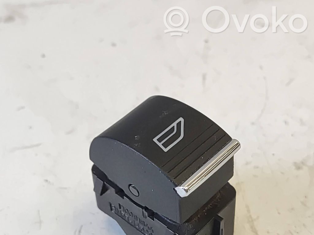 Ford Focus Electric window control switch 