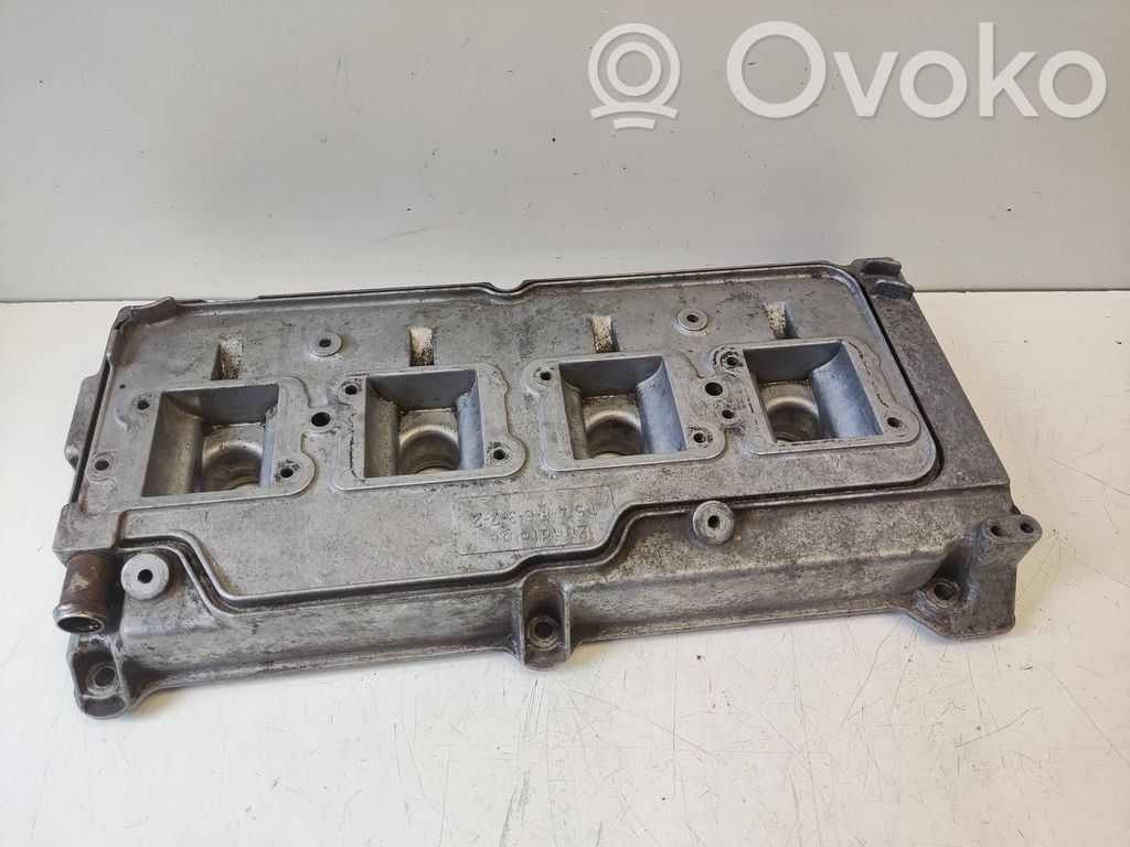 Audi A8 S8 D2 4D Ventildeckel 