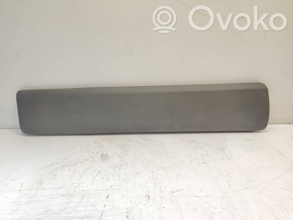 Renault Trafic II (X83) Rivestimento della portiera anteriore (modanatura) 