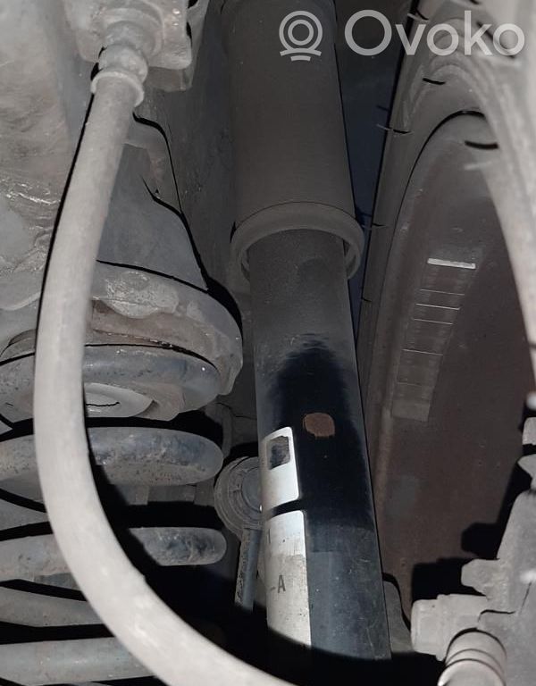 KIA Ceed Aizmugurē amortizators 