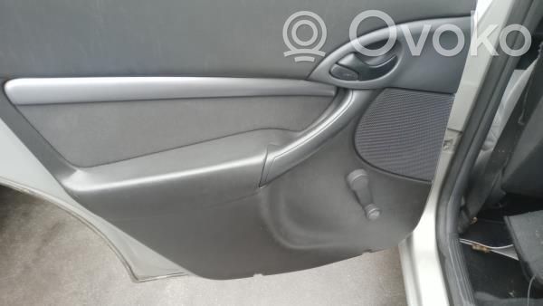 Ford Focus Rear window lifting mechanism without motor 