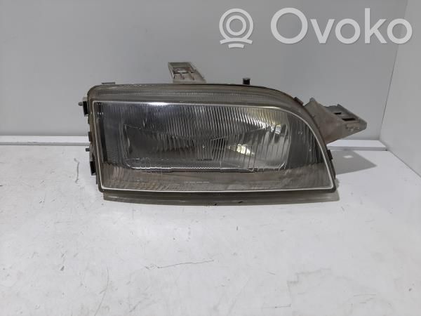 Fiat Punto (176) Lampa przednia 
