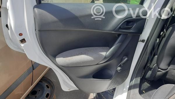 Citroen C3 Apšuvums aizmugurējām durvīm 