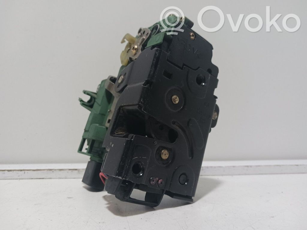 Volkswagen Golf IV Zamek drzwi przednich 