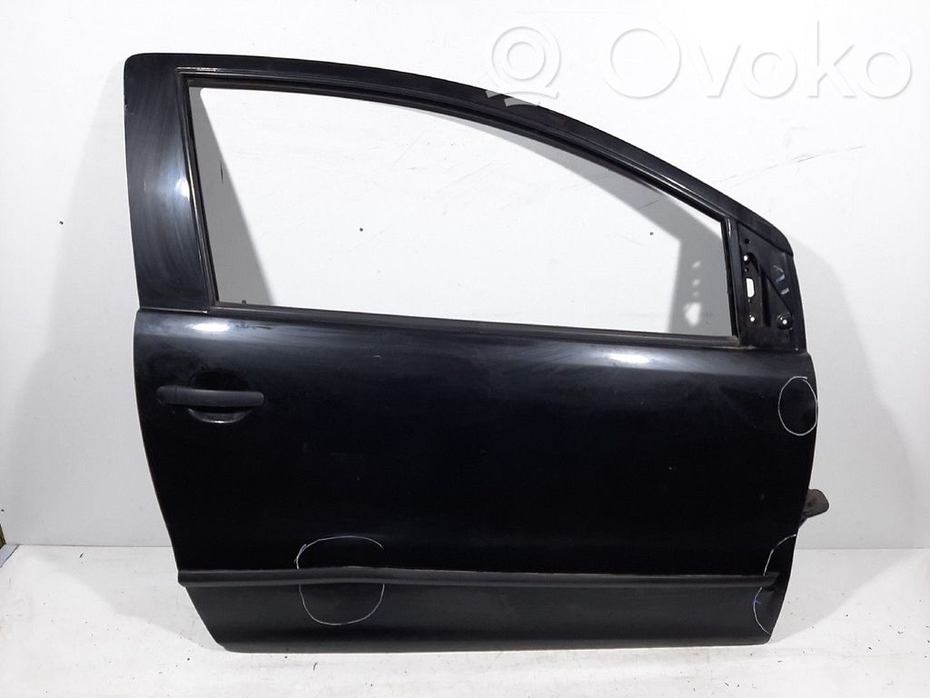 Volkswagen Fox Priekinės durys 