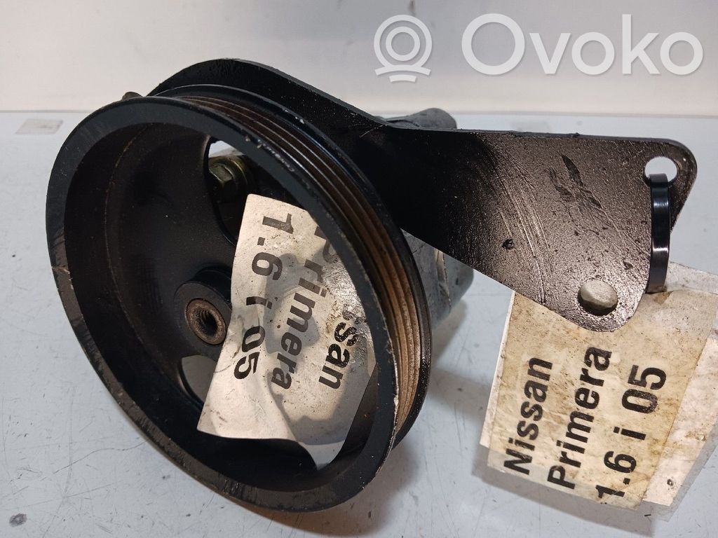 Nissan Primera Power steering pump 