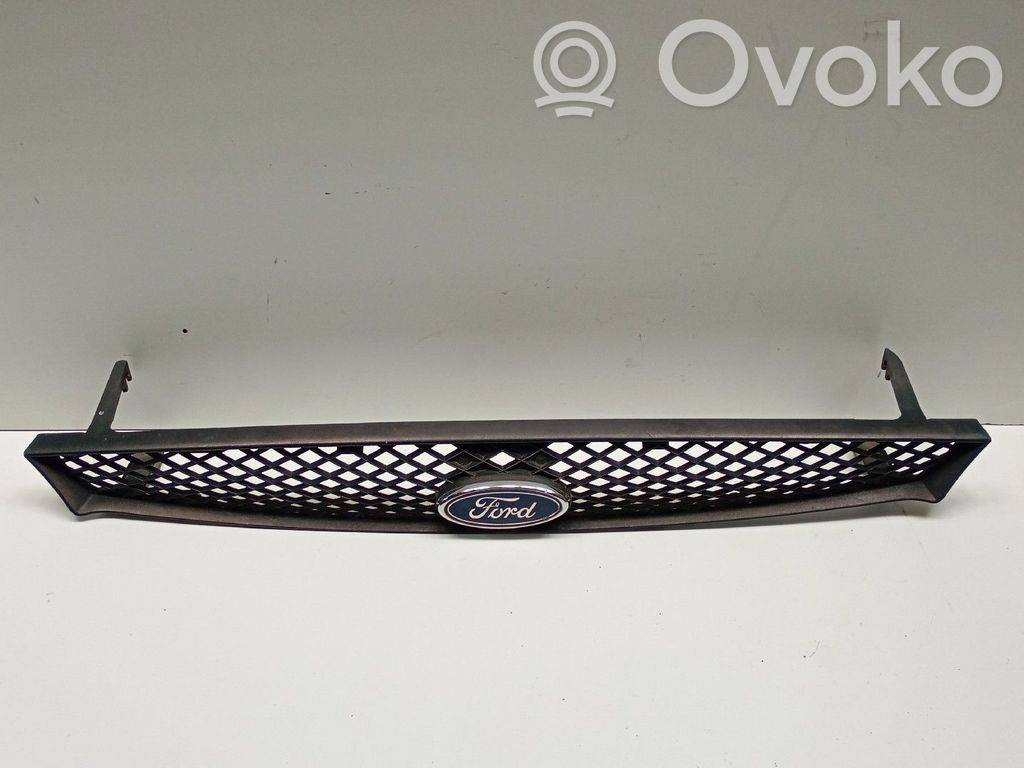 Front grill   98AB8200C