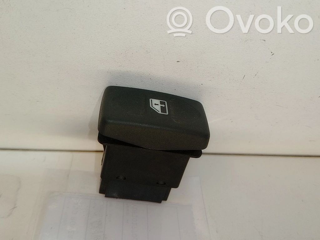 Land Rover Discovery Electric window control switch 