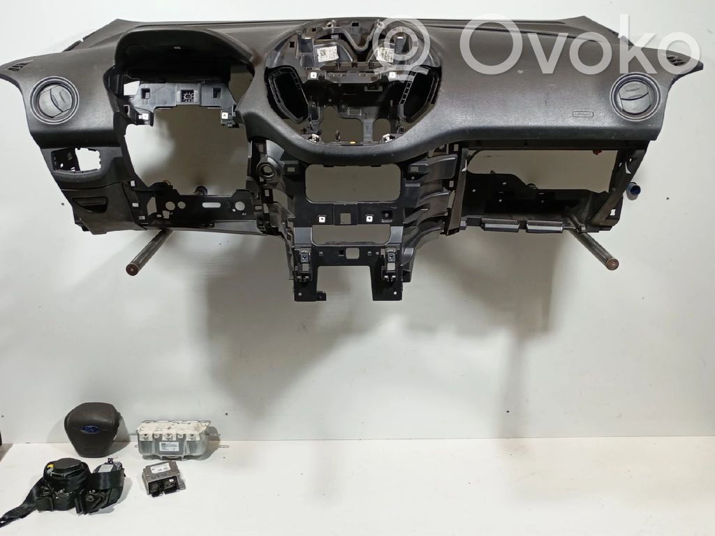 Ford Transit Courier Oro pagalvių komplektas 