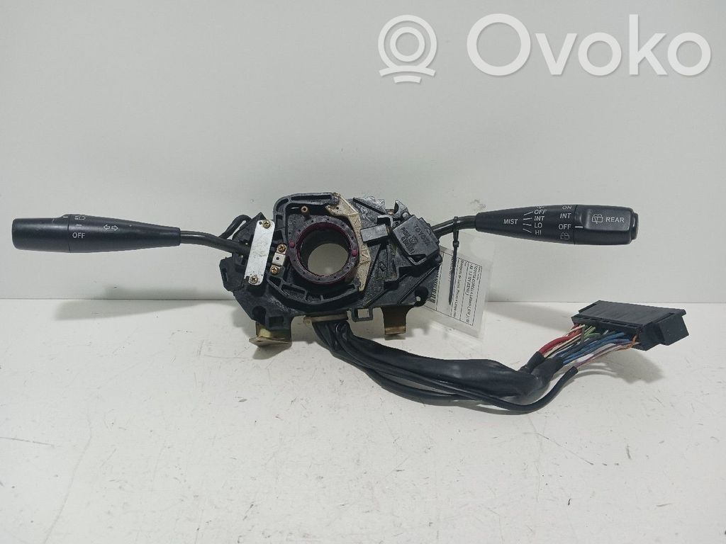 Toyota Corolla E110 Commodo, commande essuie-glace/phare 