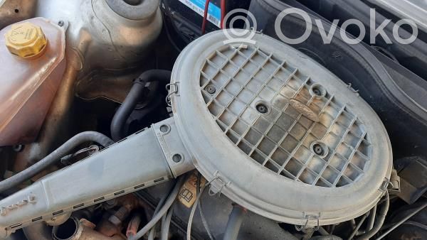 Air filter box