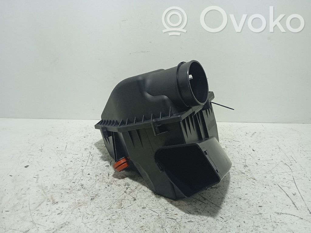 BMW 5 G30 G31 G38 Obudowa filtra powietrza 