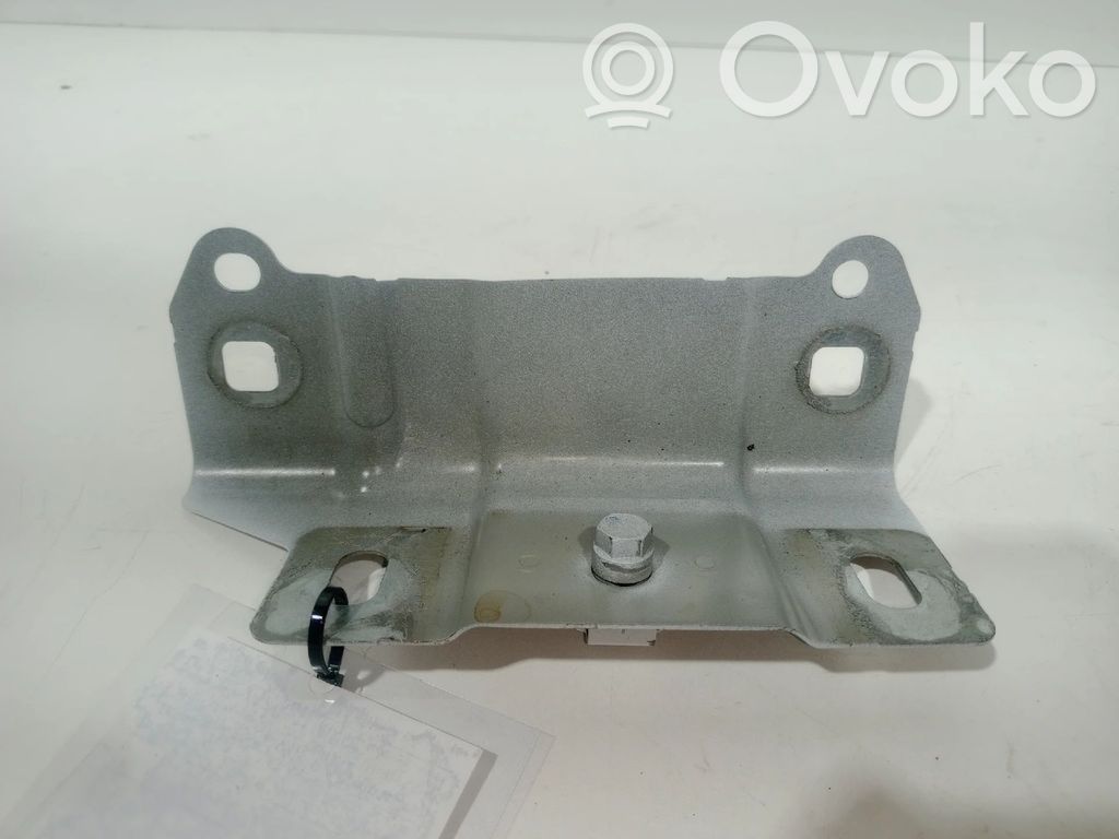 Nissan Interstar Base (soporte) 