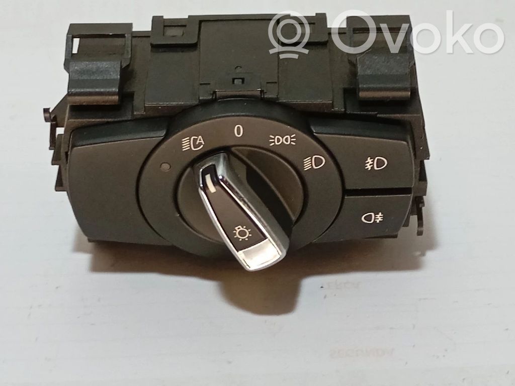 Light switch   916940401,916940401