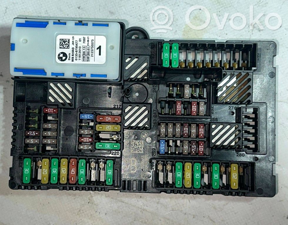 BMW 5 G30 G31 G38 Drošinātāju bloks 