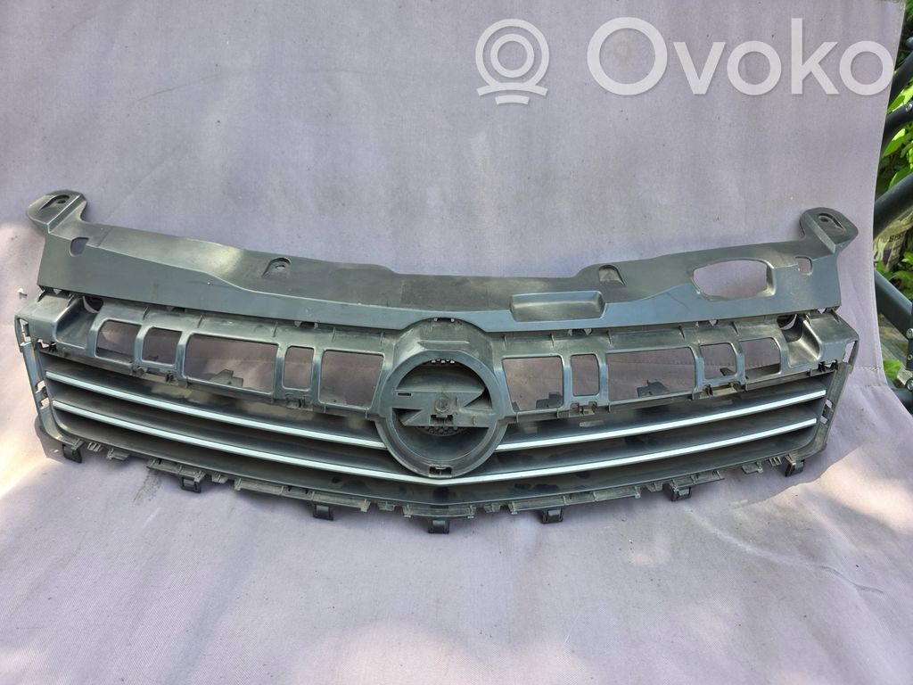 Opel Astra H Grilă față 