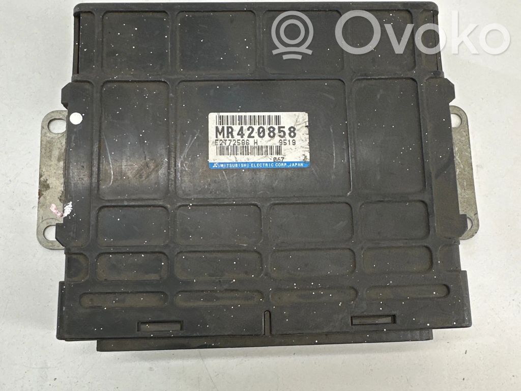 Mitsubishi Space Runner Engine control unit/module 